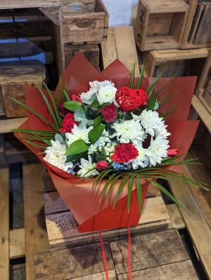 Red Florists Choice Gift Bag