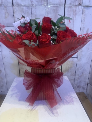 Romantic Dozen Red Rose Floral Box