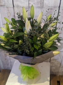 White Lily Floral Box