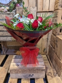 6 Red Rose Floral Box