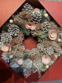 Everlasting Pine Cone Wreath