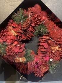Everlasting Pine Cone Wreath