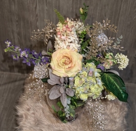 Everlasting Saphire Vase